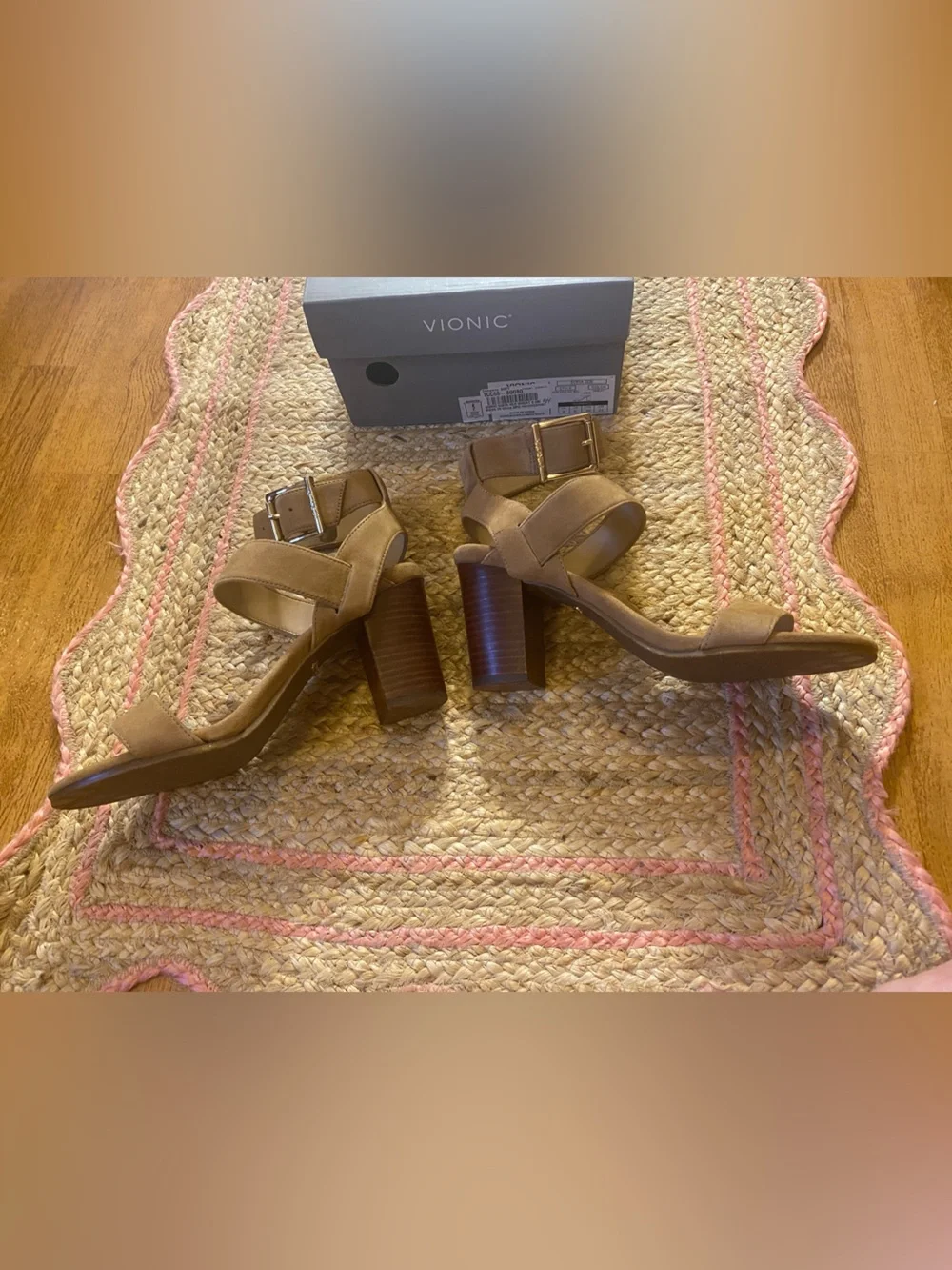 Vionic Sofia Wheat Suede Ankle Strap Block Heel Sandal 8 clean girl boho chic